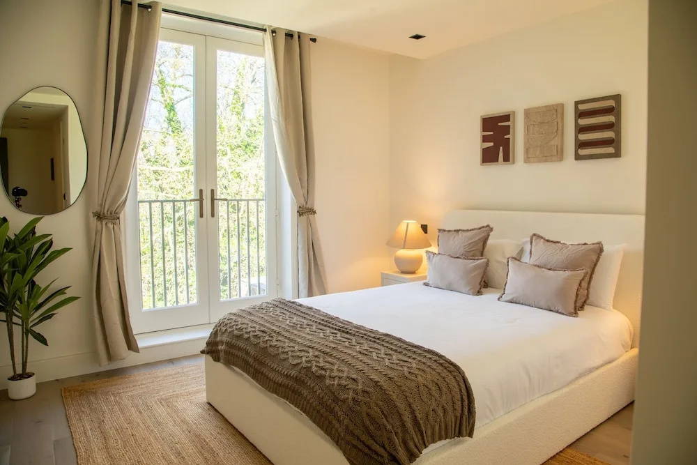 The Pembridge 11