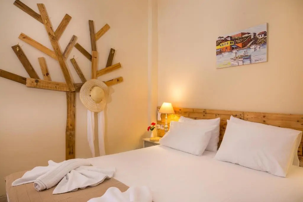 Avra Apartments