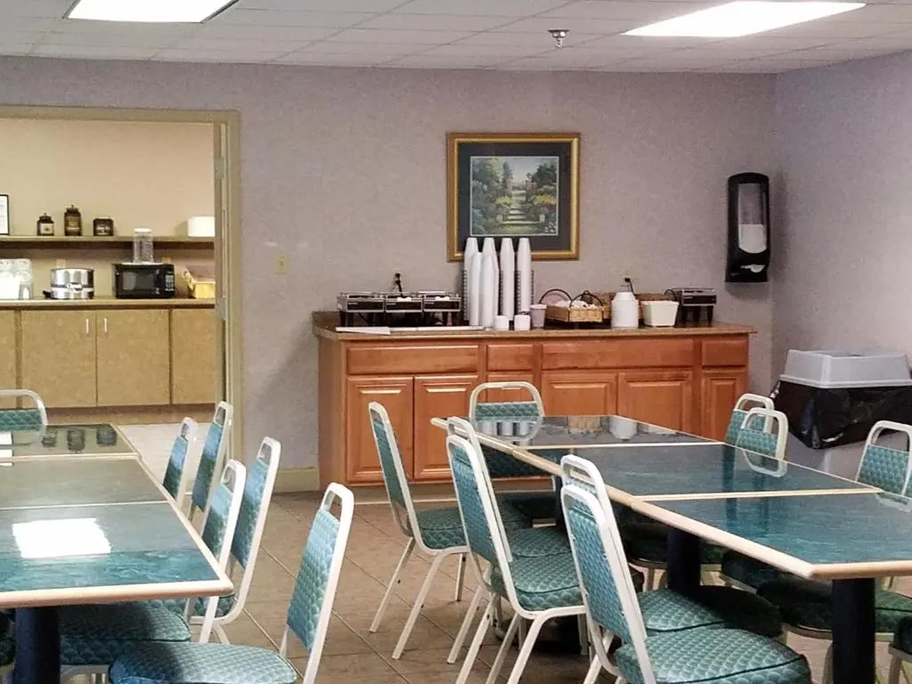 Park Tower Inn