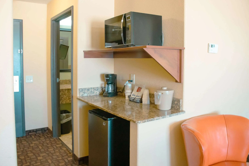 Comfort Inn & Suites Grand Forks near Alerus Center