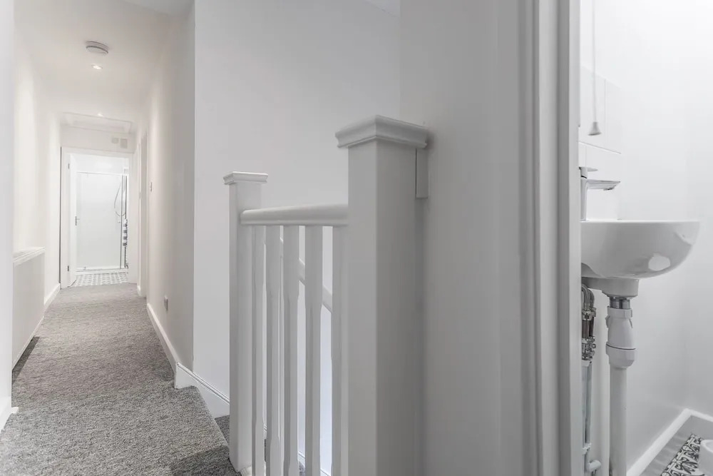 4 BR Townhouse, 10 Minutes From City Centre