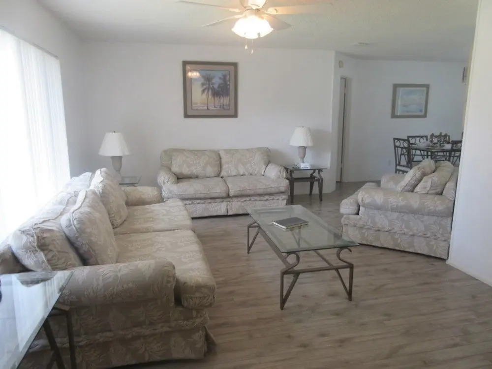 Kissimmee Vacation Homes by Sunshine HV