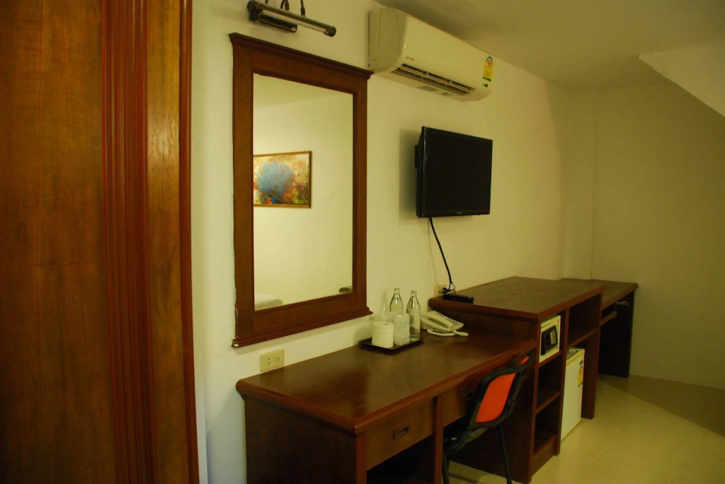 Patong Budget Rooms