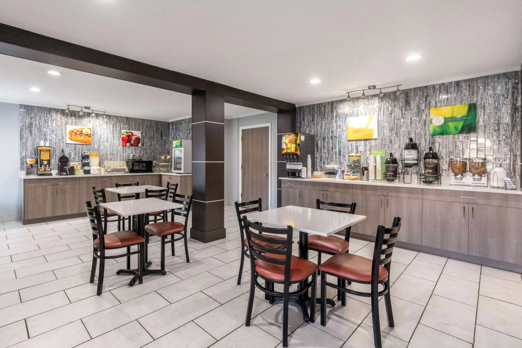 Quality Inn Cleveland North
