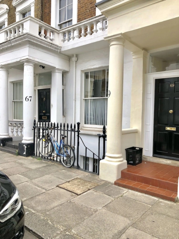 Victoria Station Apartment