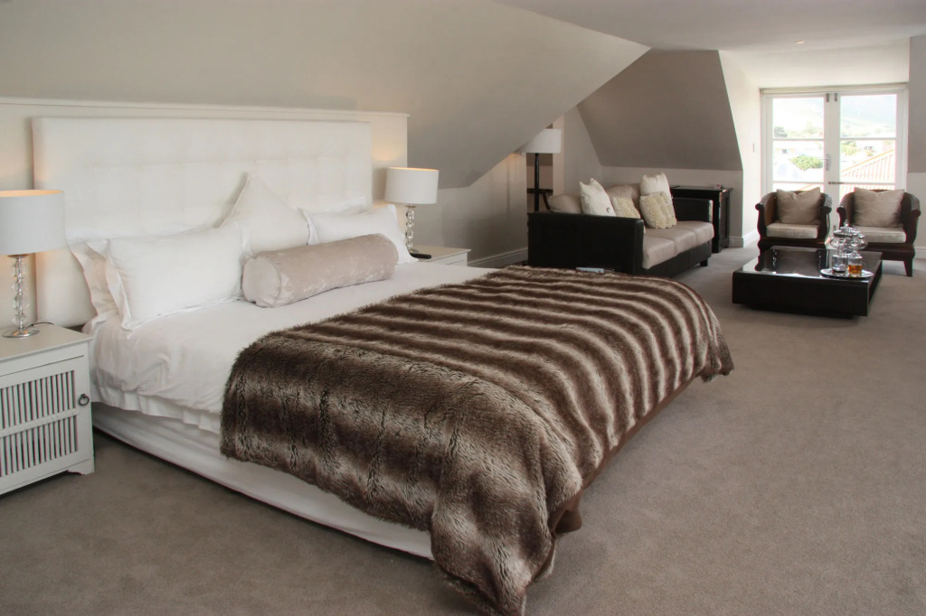 Ocean Eleven Guest House