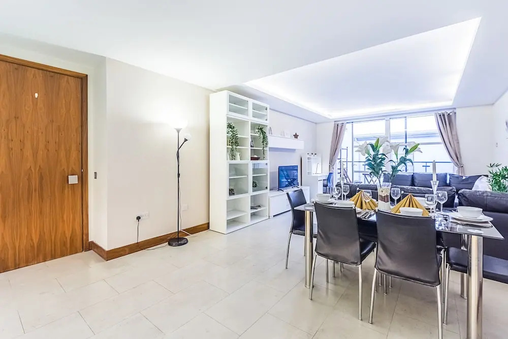 CDP Apartments Bell Street Suite 4