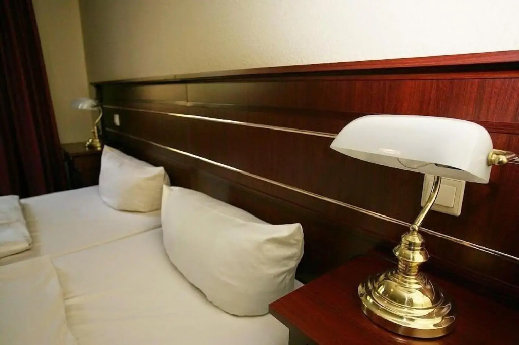 Stargaze Home Hotel