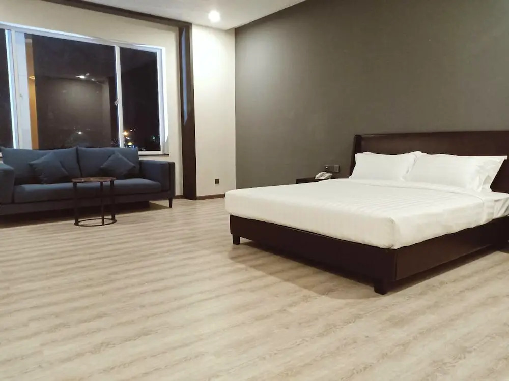 Furi Times Square Hotel