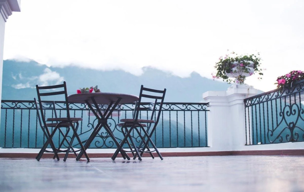Azure Sapa Hotel