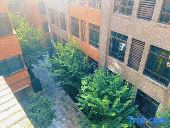 Manju Hotel