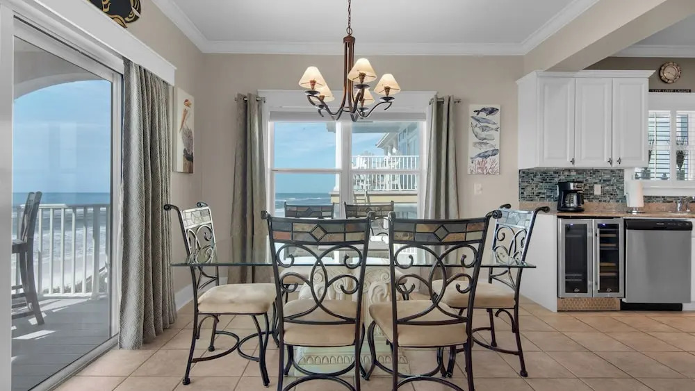 Gulf Front in the Heart of Seagrove ~ Sweeping Views ~ Pool ~ Sleeps 8