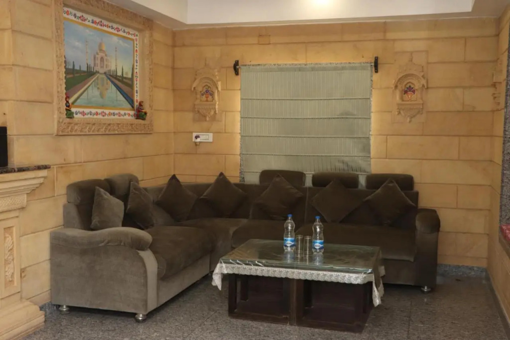 Hotel Marwar Palace