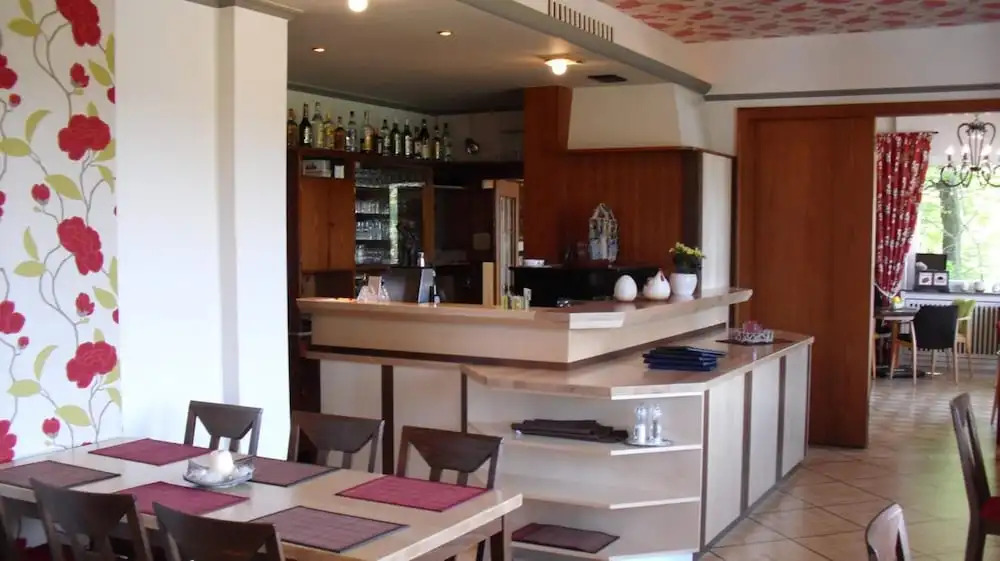 Waldhotel