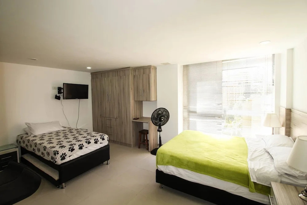 Apartamento Estudio Con 3 Camas Poblado Piso Alto