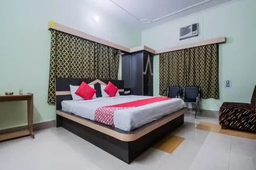 Hotel Chandralok by OYO Rooms