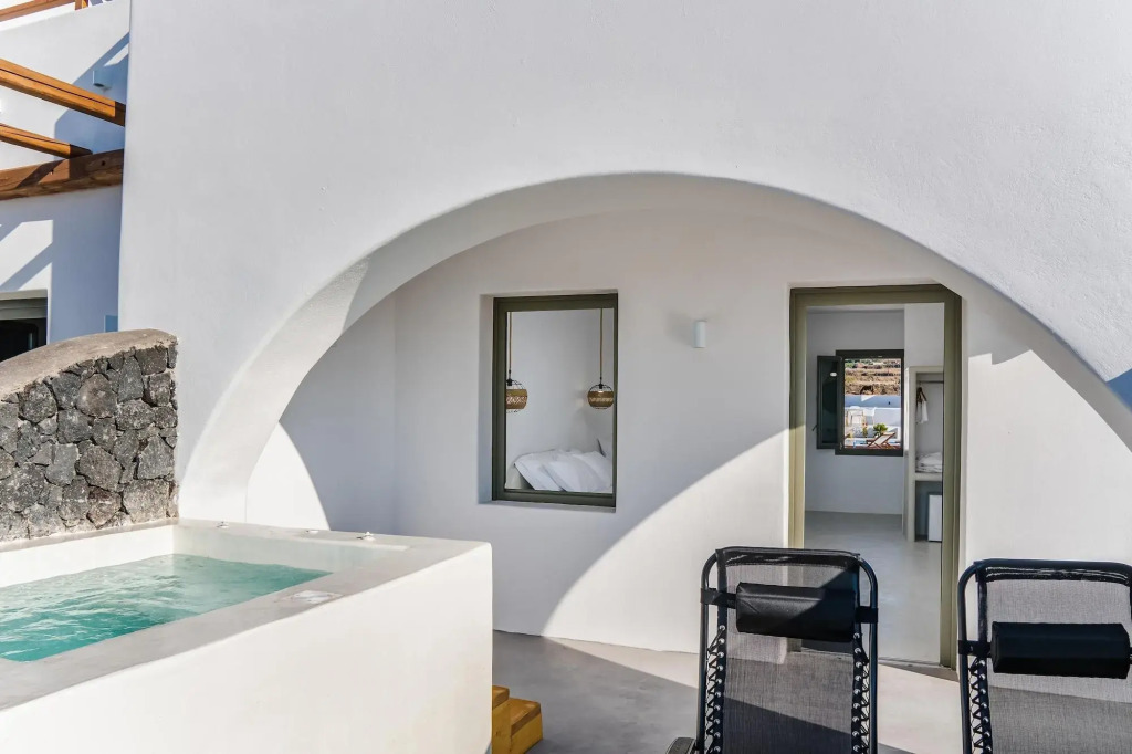 The Amethyst Exclusive Suites Oia