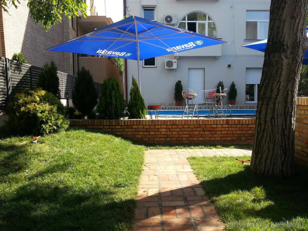 Villa Mystique