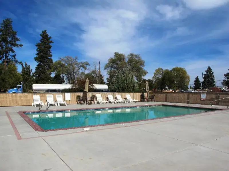 Sugarloaf Mountain Motel