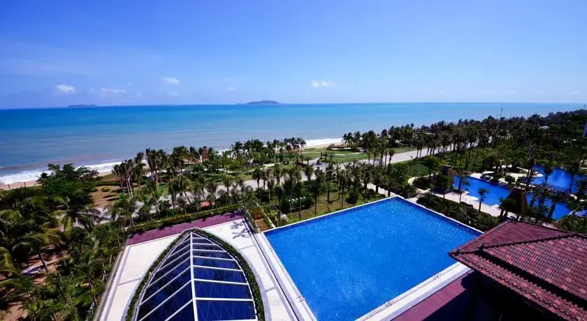 Sanya Bay Guest House All Suites Hotel