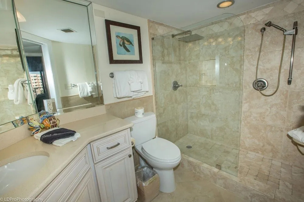 Inlet Reef 411 2 Bedroom Condo by RedAwning