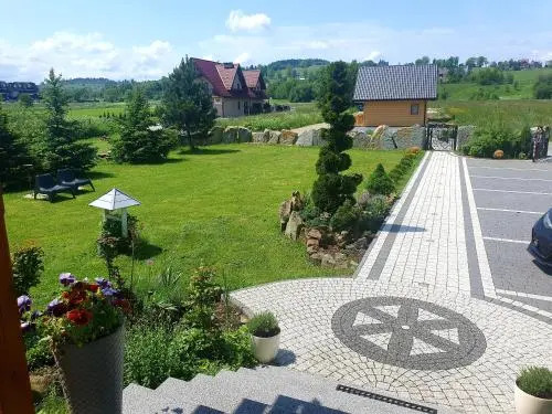 Kryształowy Dworek