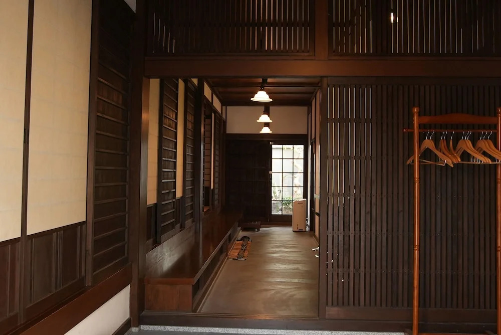 KAMIYASHIKI Private Hotel Self Check-in