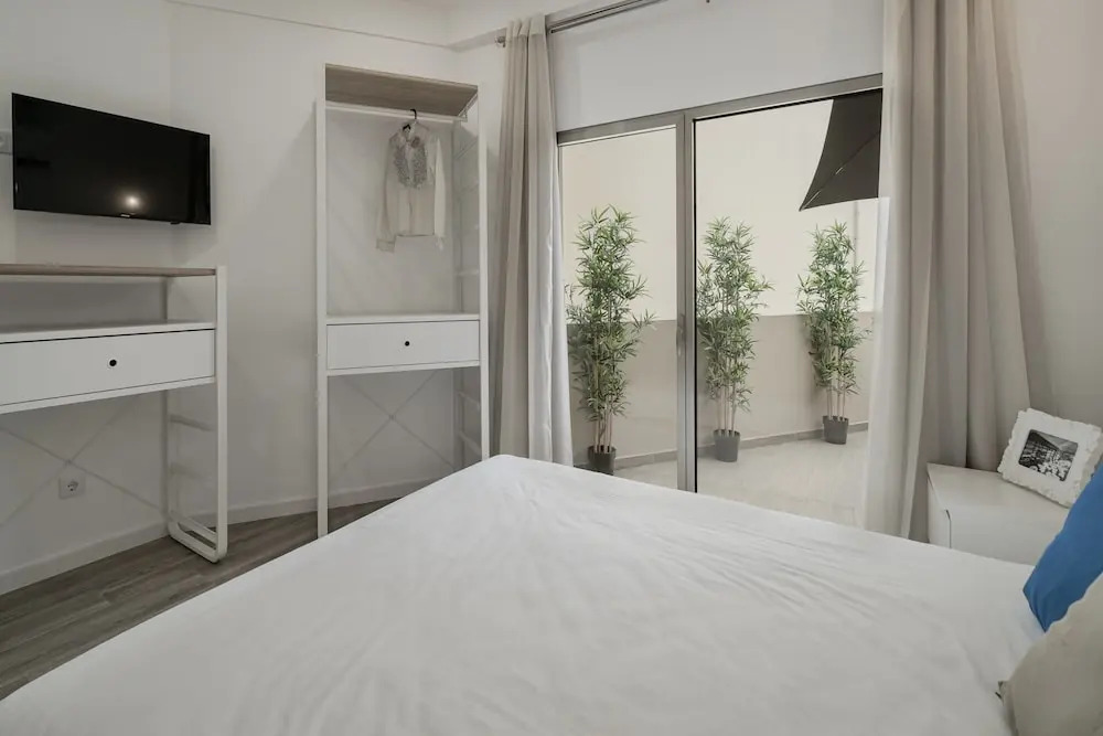 Drapes Design Apartments by An Island Apart