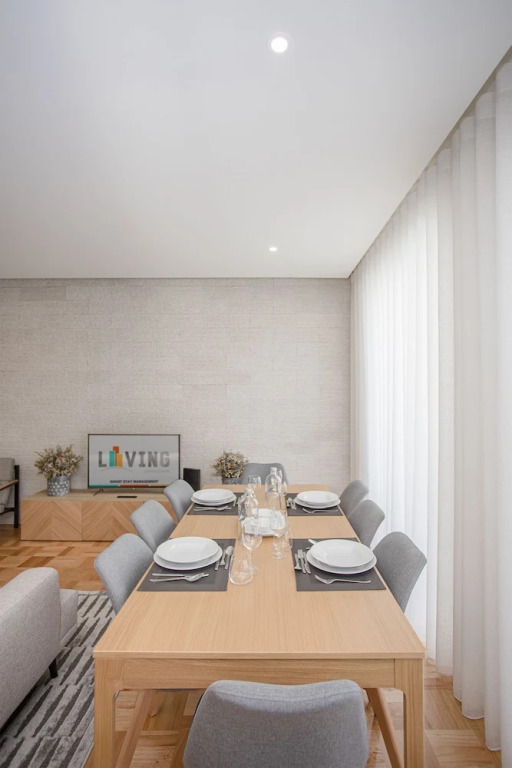 Liiiving in Porto - Design Bright House