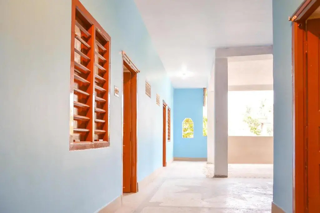 Hotel Bobby house 450m from beach & 1 km from temple