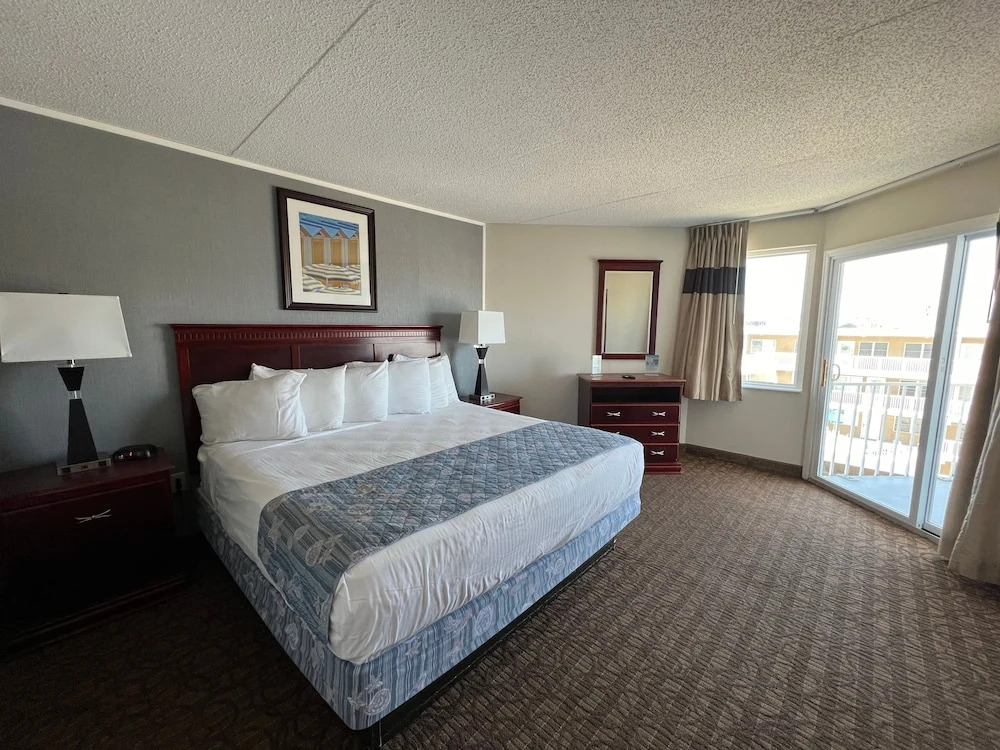 El Coronado Resort