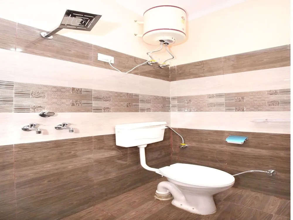 OYO 11653 Hotel Jasmine