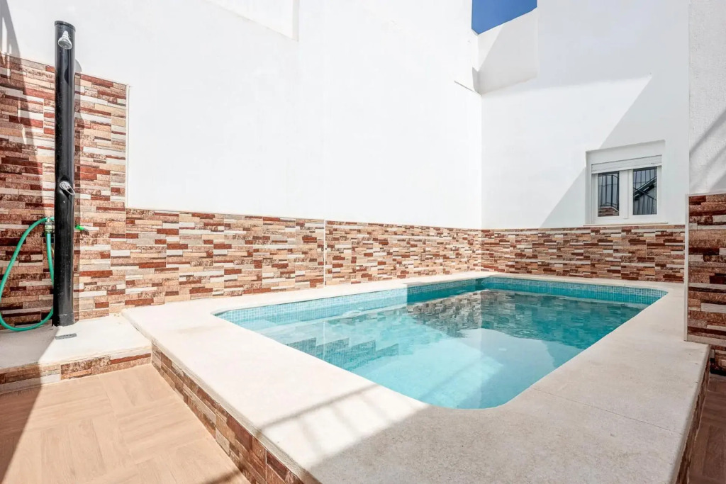 Camas casa a 5 min de Sevilla com piscina