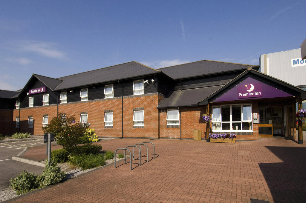 Premier Inn Swansea North