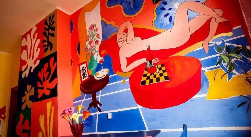 Art Hole Hostel