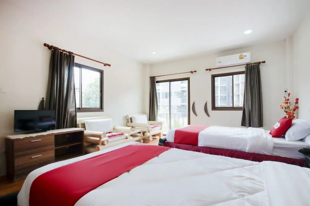 OYO 888 Apinyas Place Karon