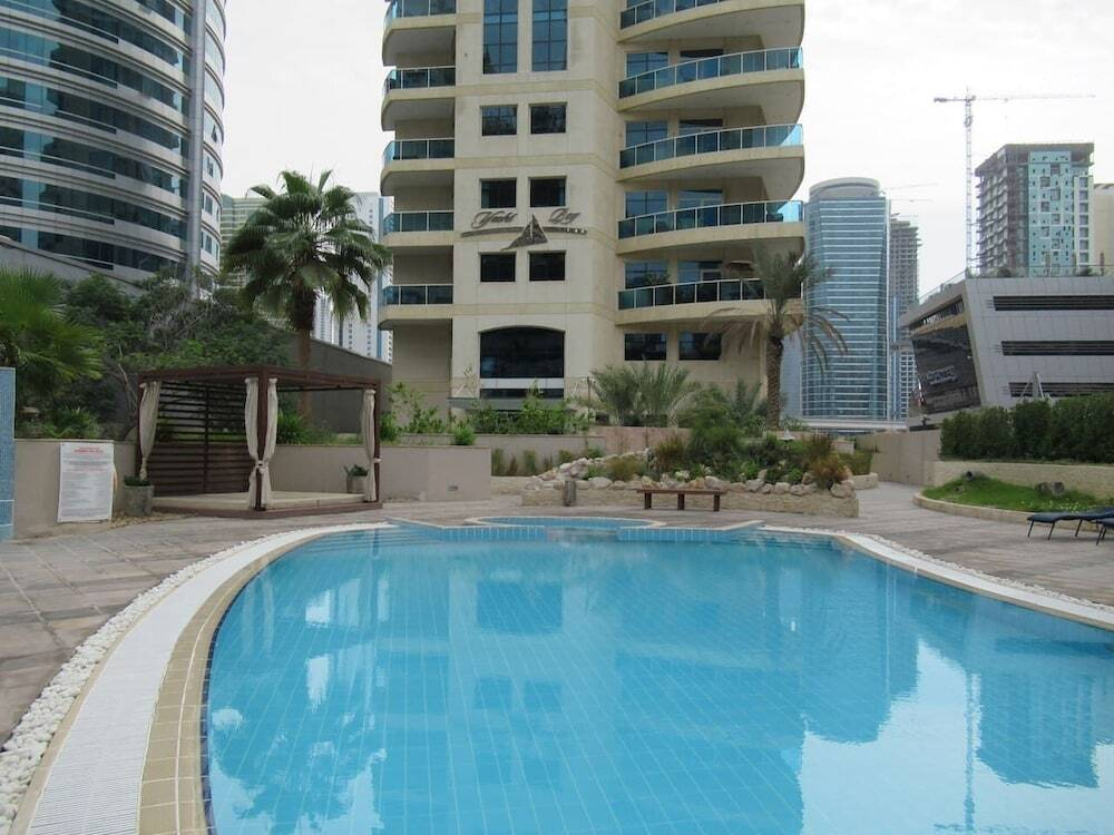 1BR Apartment in Dubai Marina Amazing Balcony