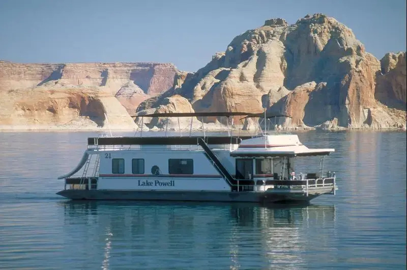 Wahweap Marina