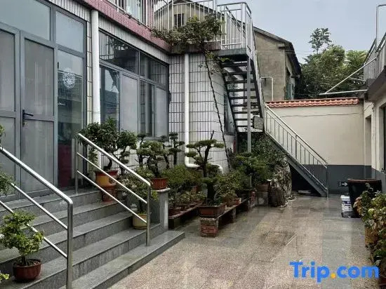 Qiyue Chinese Inn (Taishan Scenic Area Hongmen)