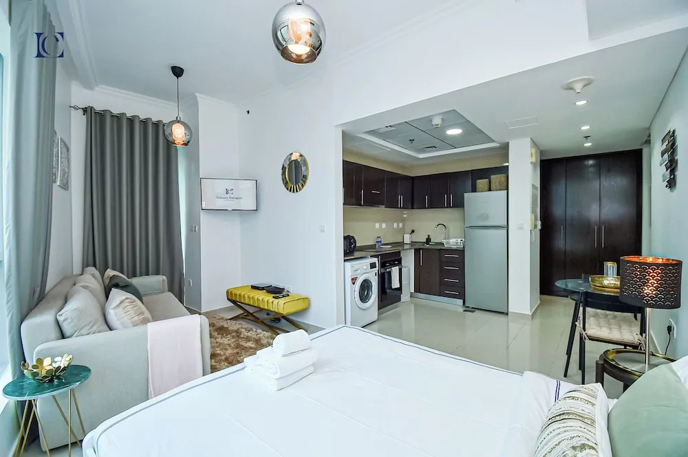 Brand New Studio with Marina View -PAU