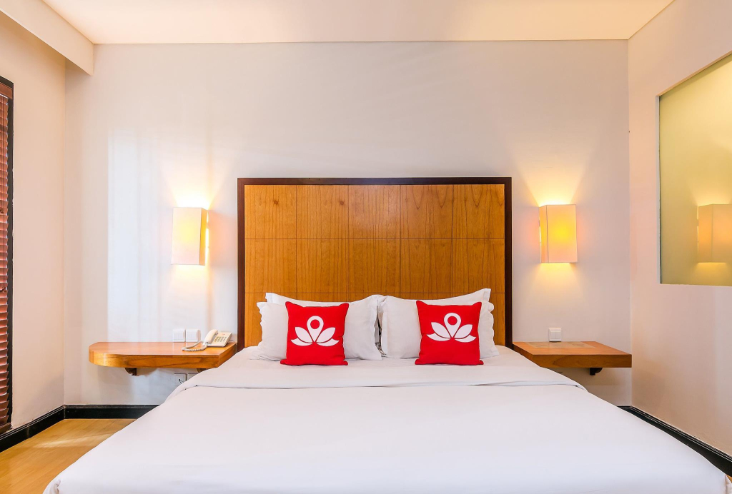 ZEN Rooms Kuta Beach Poppies Lane