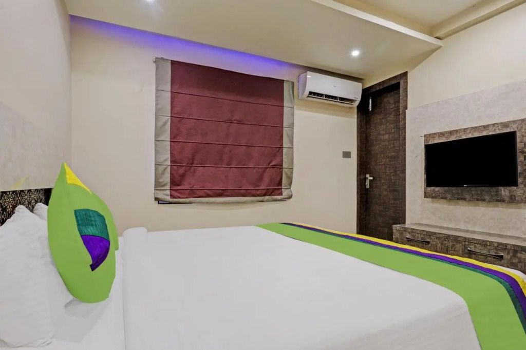 Itsy Hotels Ransu Residency