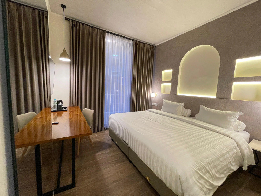 Azana Essence Sanggabuana Bogor