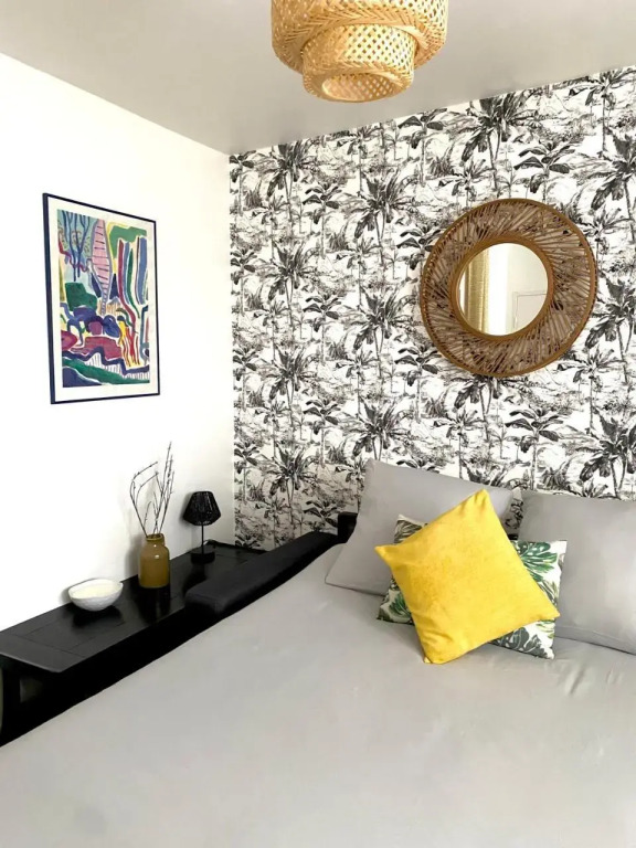 The Colored Cocoon aux Minimes ! parking ! 2 Balcons !