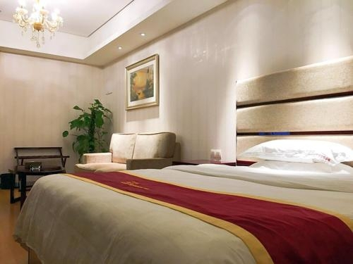 Golden Sunshine International Apartment Hesheng Plaza Branch