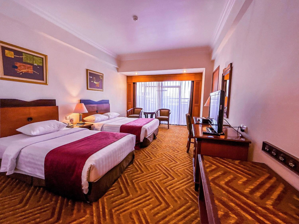 Planet Holiday Hotel & Residence