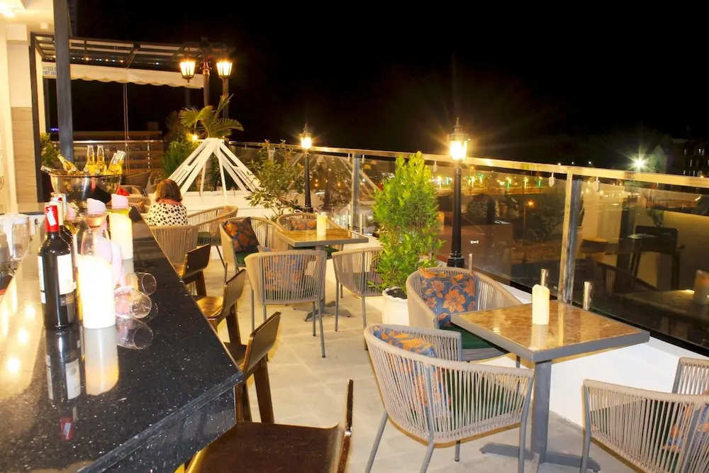 EMERALD OCEAN HOTEL