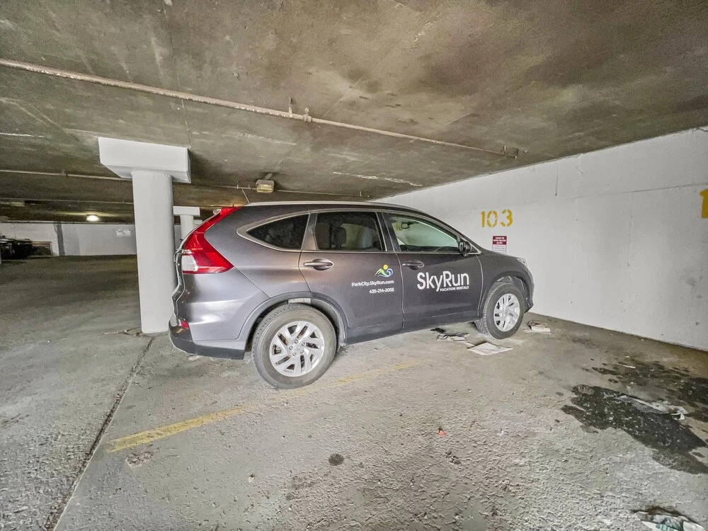 103 Empire Coalition Escape! Cozy Condo Close To Resort! 2 Bedroom Condo by RedAwning