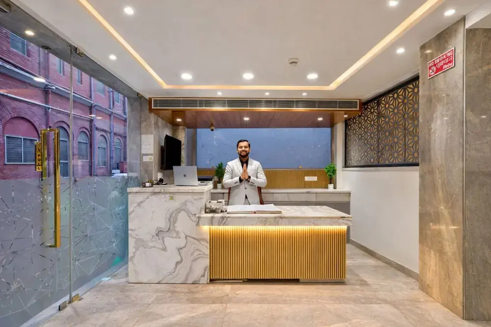 Hotel Kaca Inn - Near New Delhi Railway Station & Connaught Place