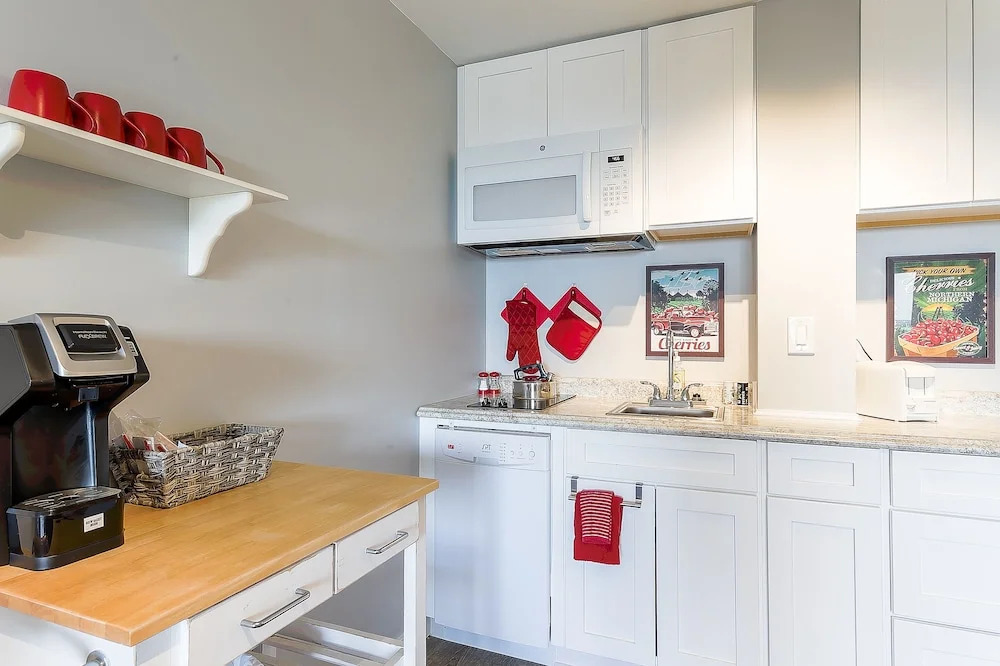 Lake View Golf Course Condo 5056